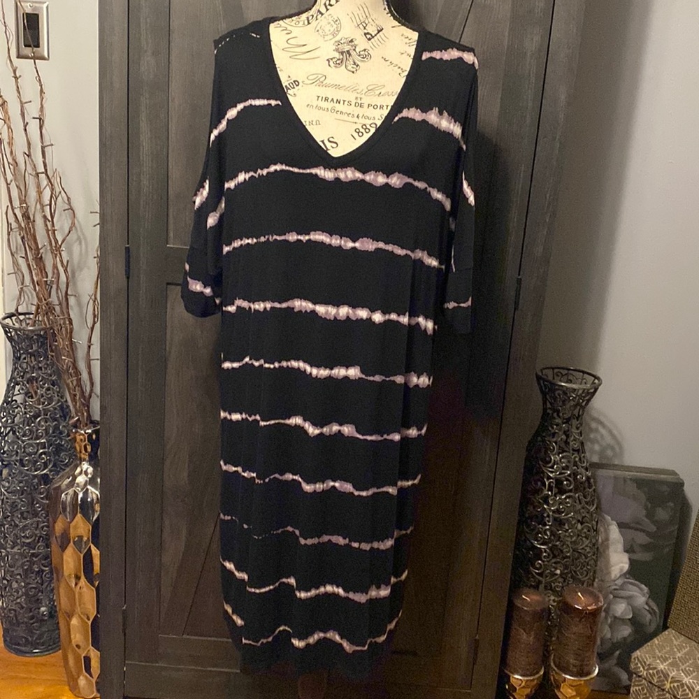 Sunday dress from Dress Barn, tie-die, peek-a-boo sleeve